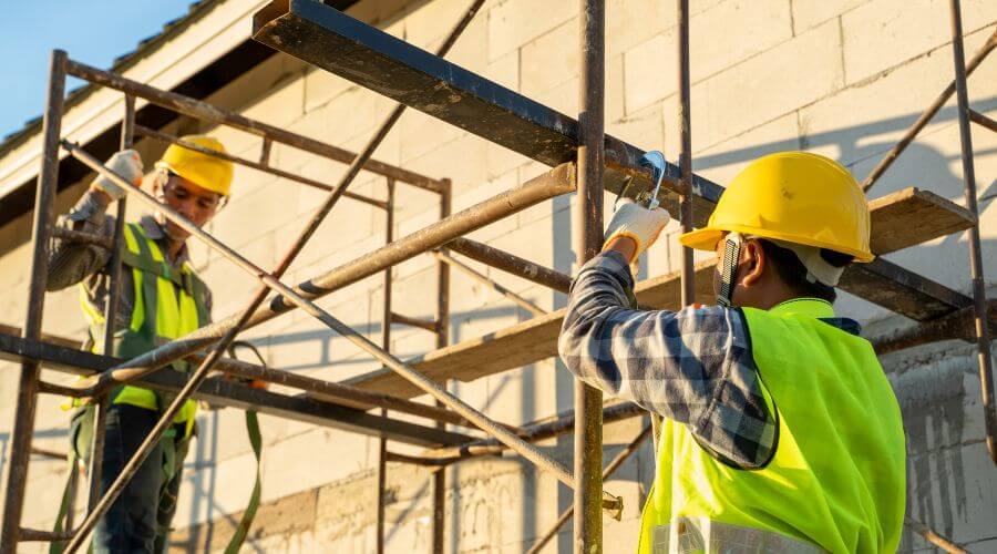 Expert flood damage restoration services in Easton, TX